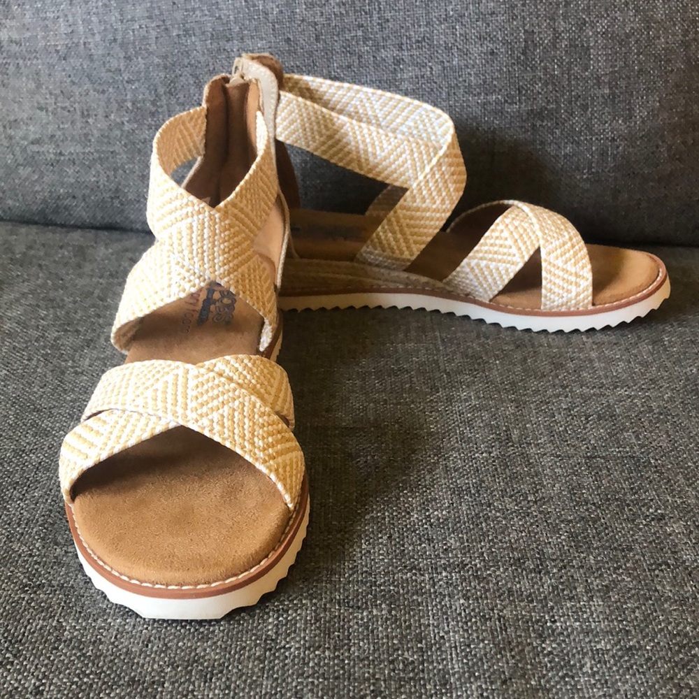 BOBS by Sketchers Desert Kiss Summer Sun Women’s Strappy Sandals Size 7